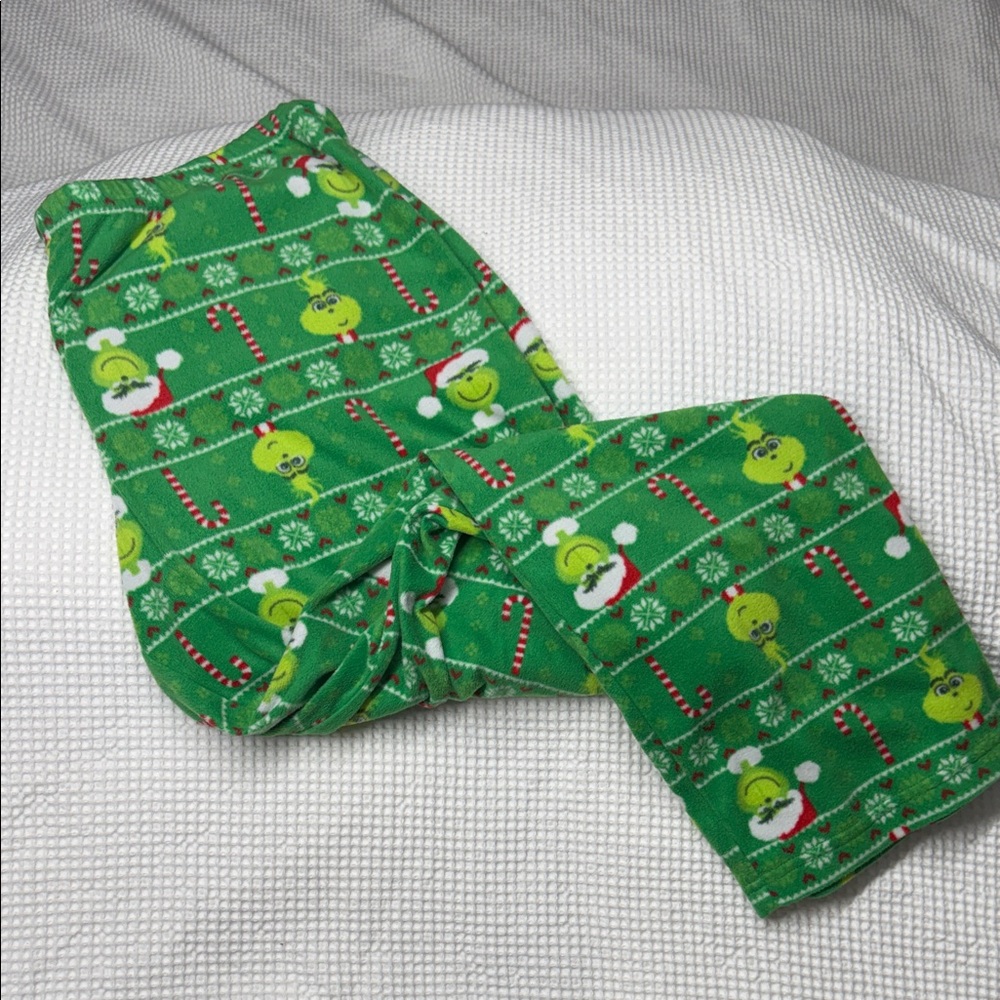 Green Grinch Pajamas - Sizes Small Medium XL